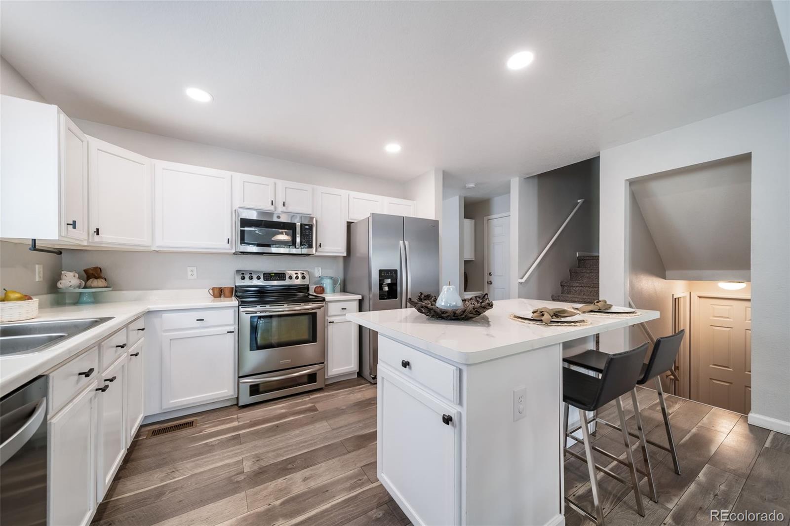 5073 Goshawk Court