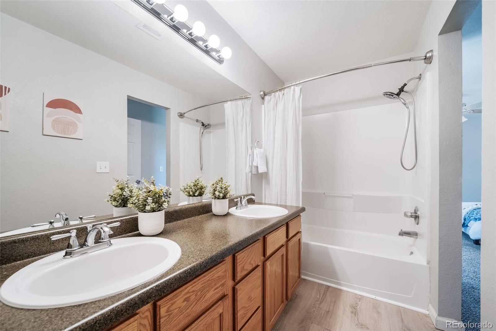 5073 Goshawk Court