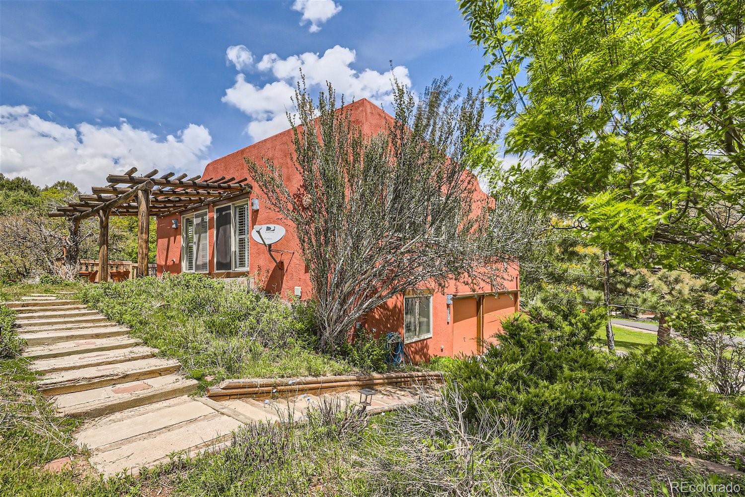 7033 Fox Paw Trail