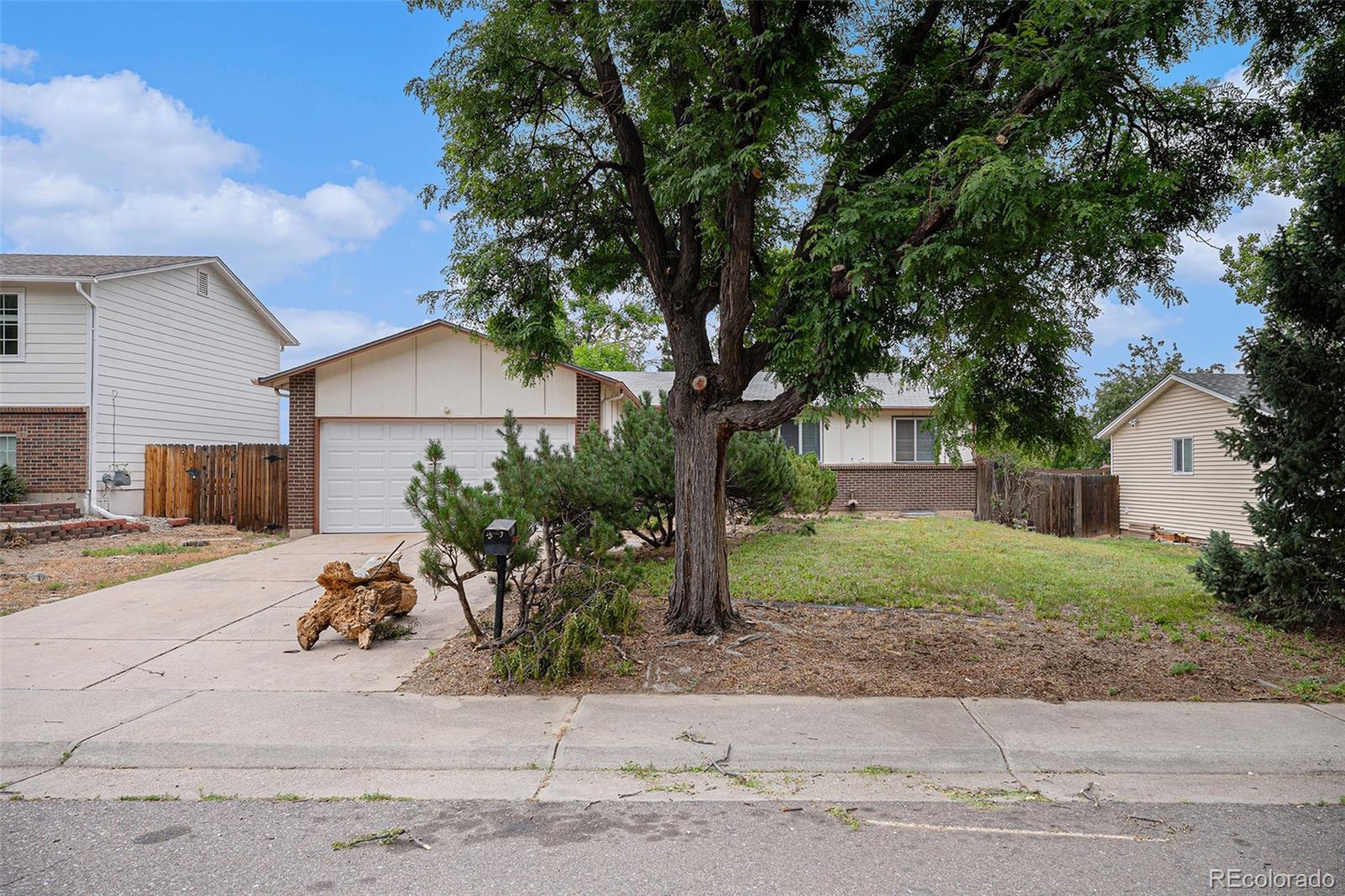 2832 S Mobile Street