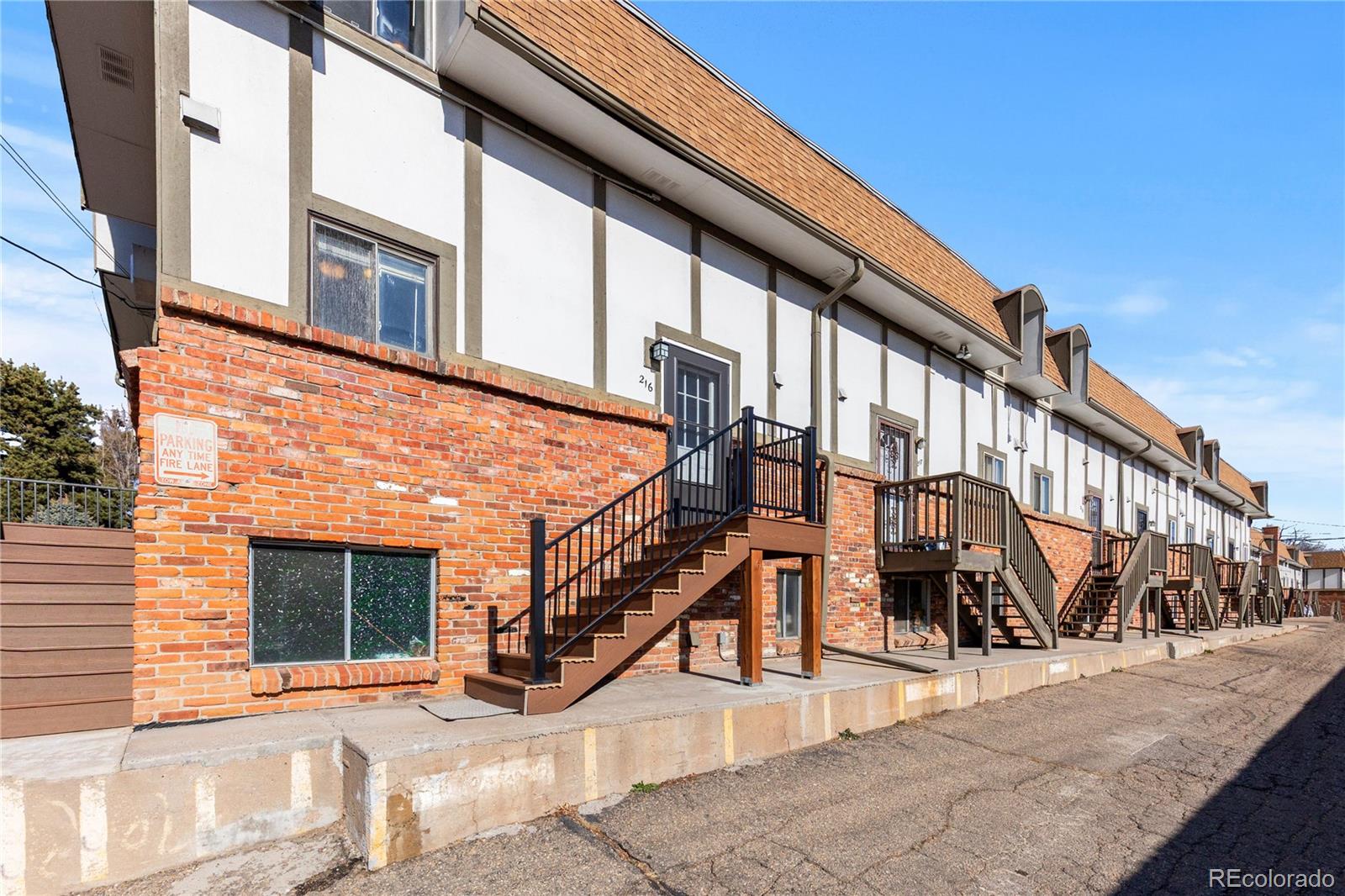 2700 S Holly Street Unit: 216