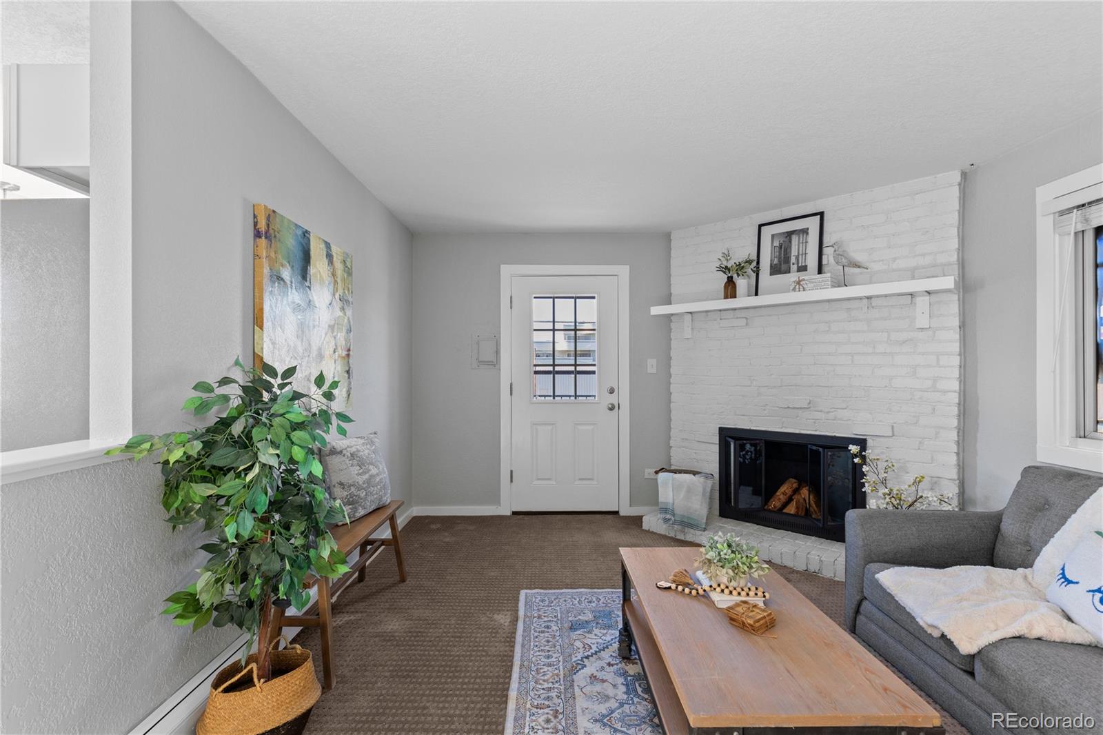 2700 S Holly Street Unit: 216