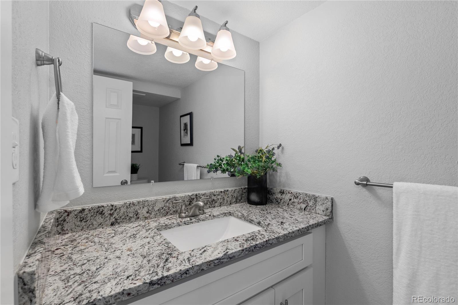 2700 S Holly Street Unit: 216