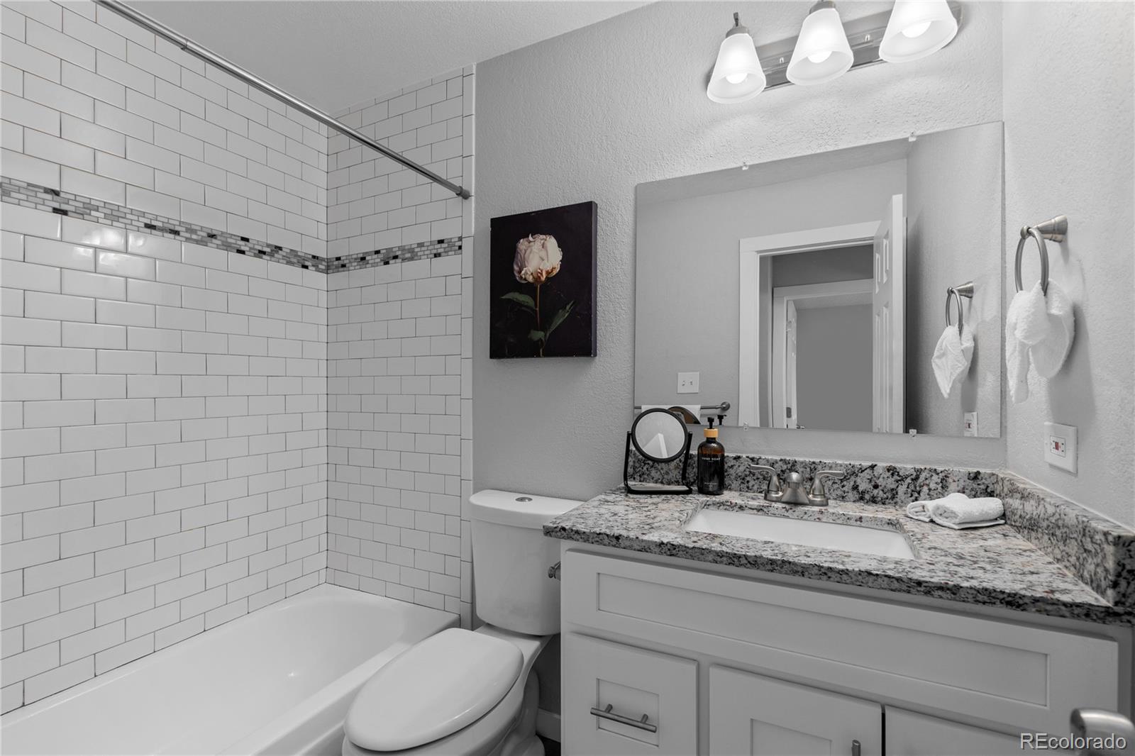 2700 S Holly Street Unit: 216