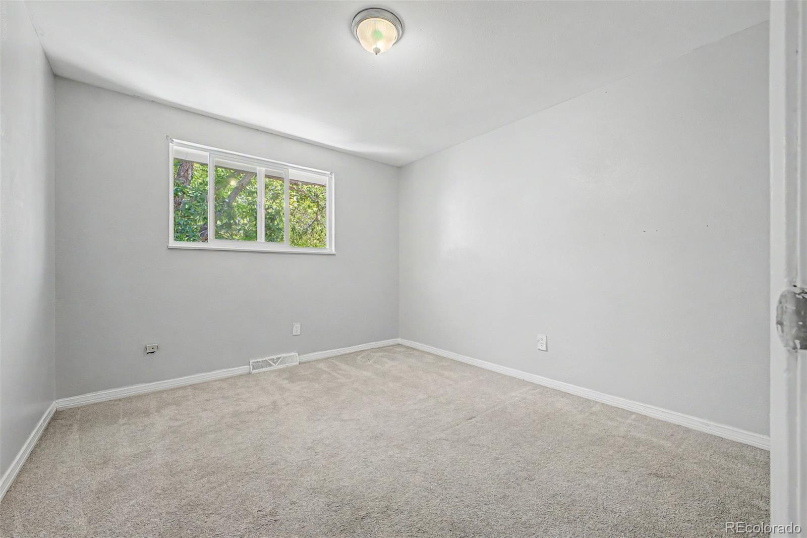 1182 S Eagle Circle Unit: B