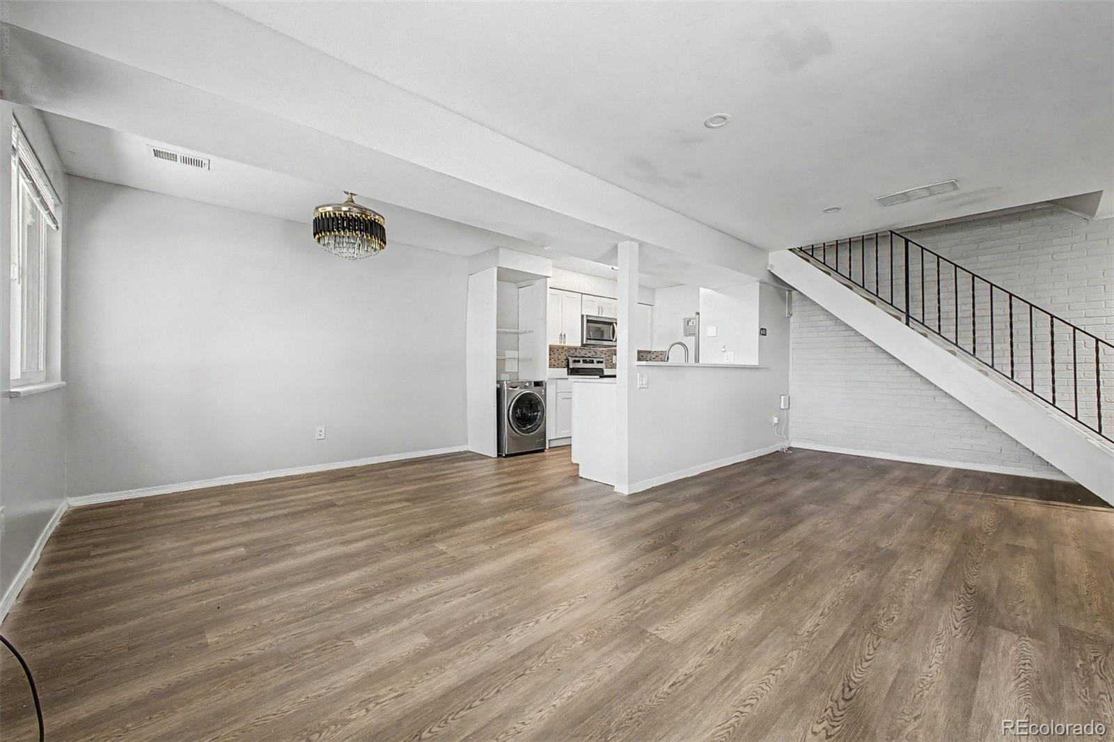 1182 S Eagle Circle Unit: B