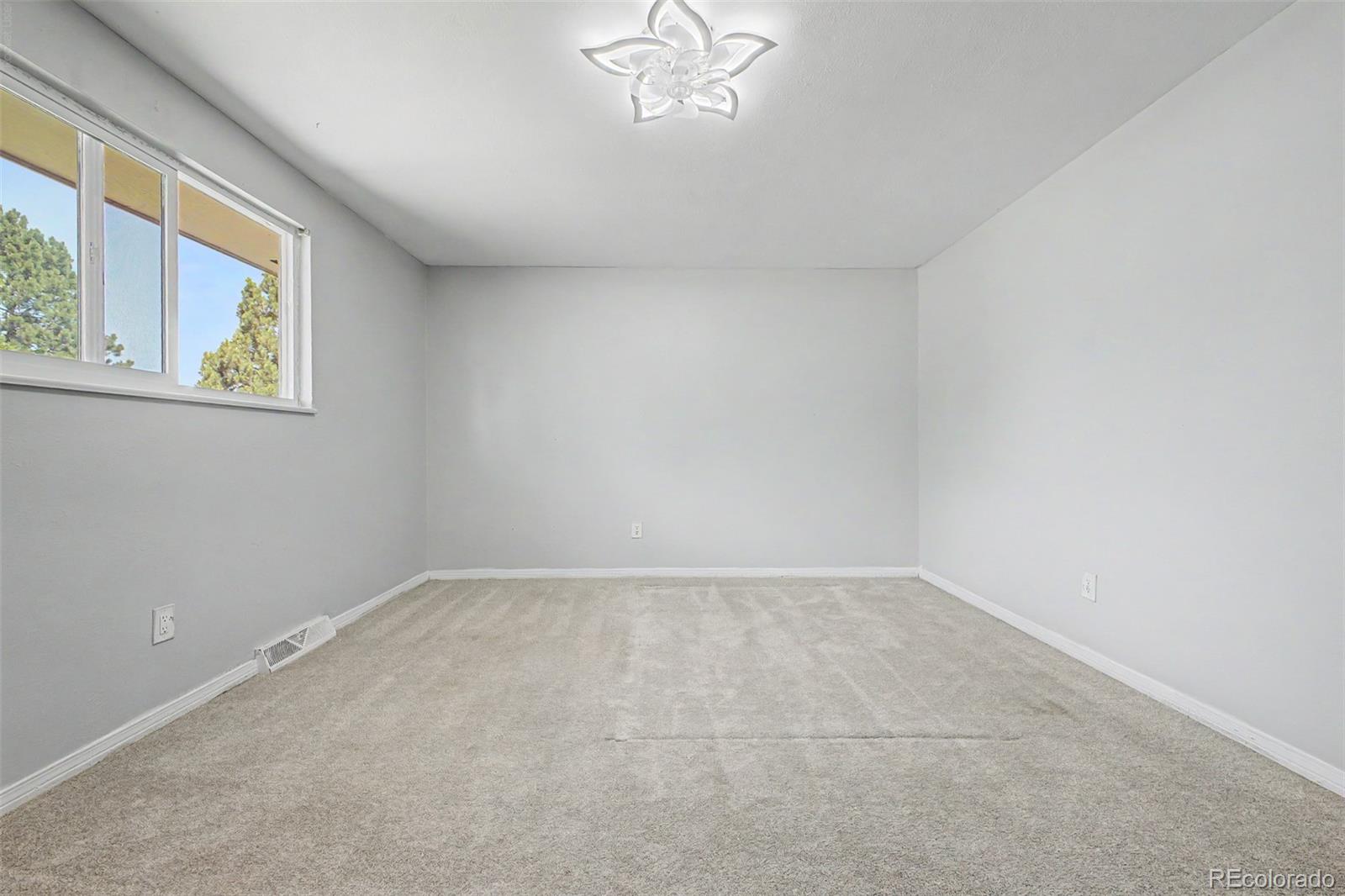 1182 S Eagle Circle Unit: B