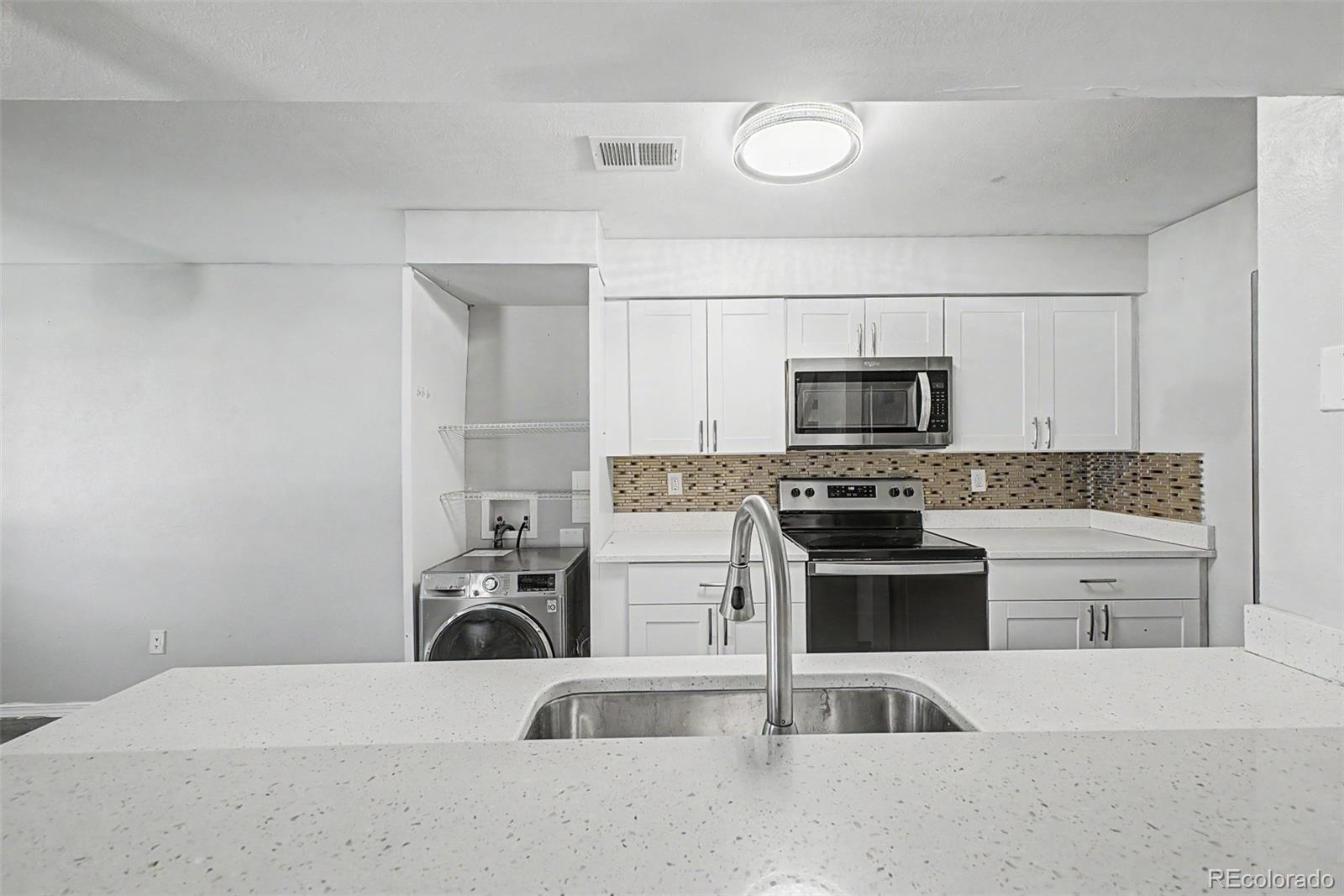 1182 S Eagle Circle Unit: B