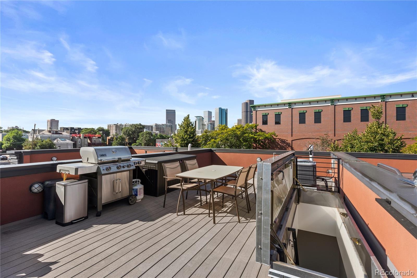 1025 25th Street