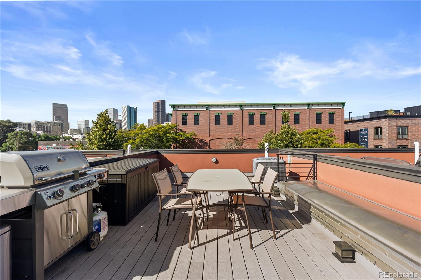 1025 25th Street