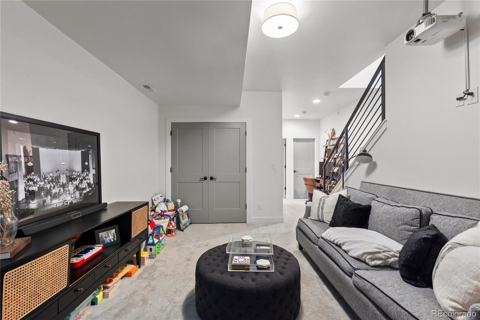 1025 25th Street