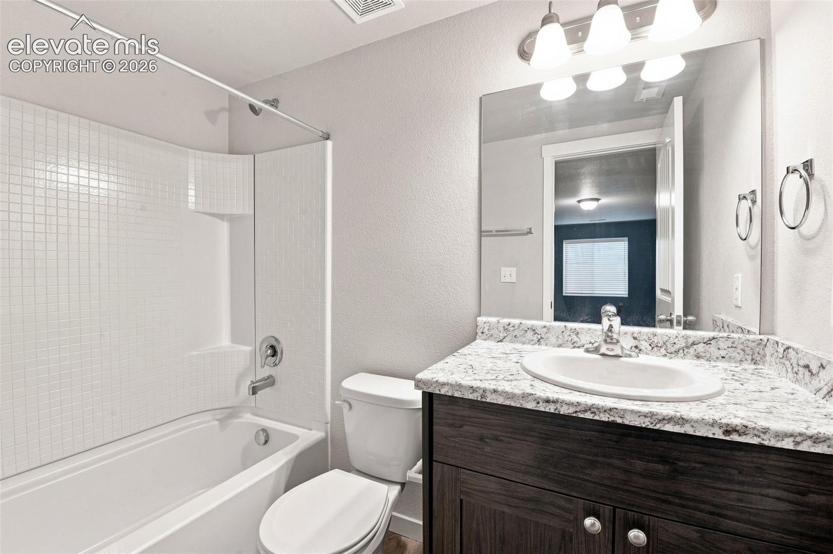 4605 Wharf Point Unit: 17