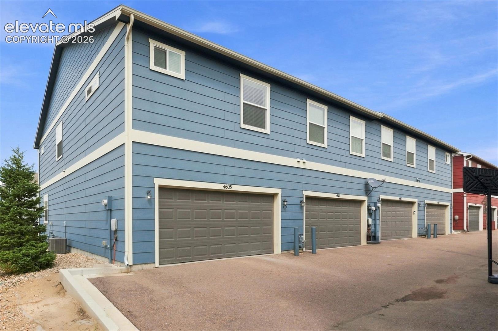 4605 Wharf Point Unit: 17