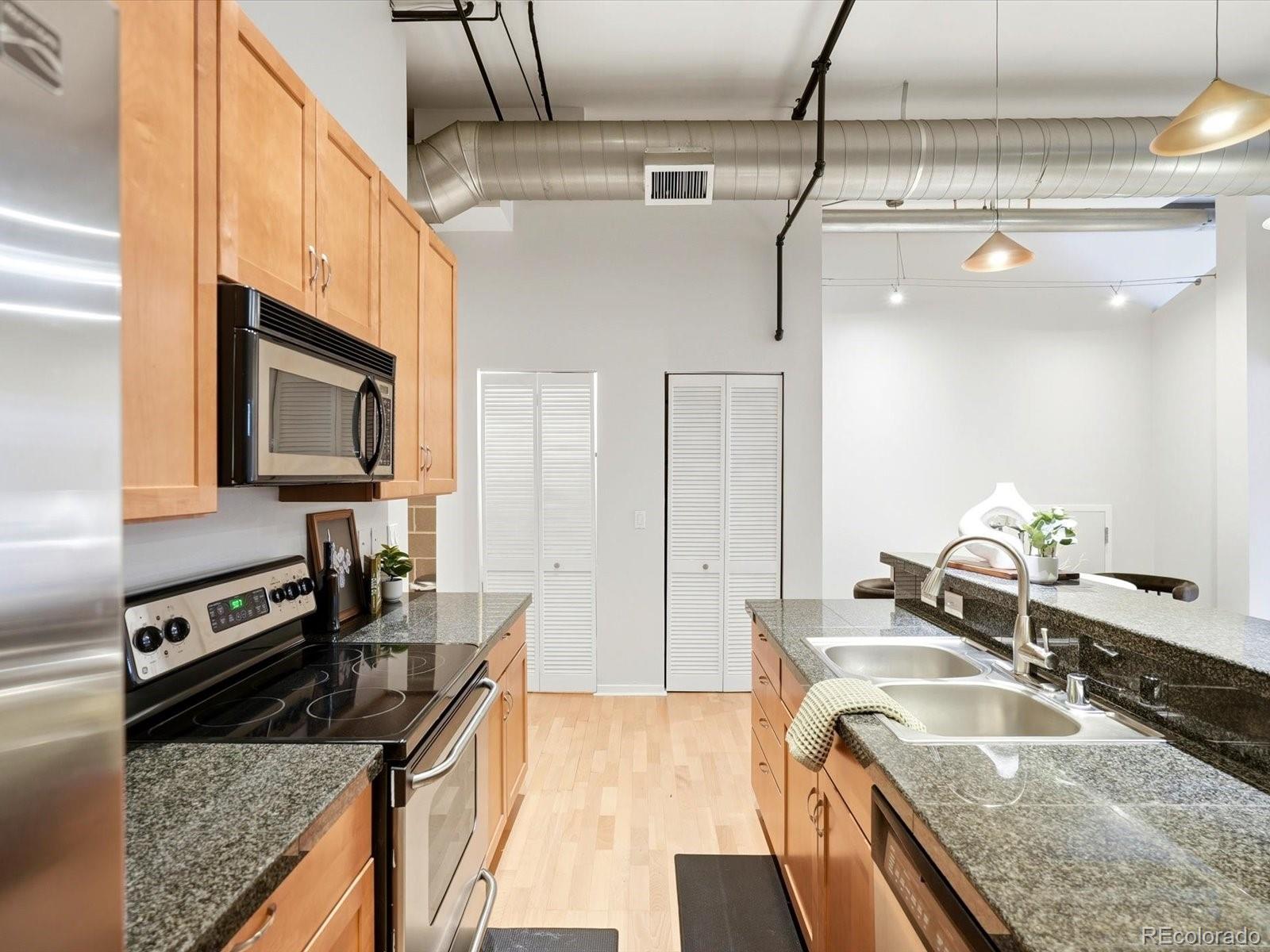 2142 Curtis Street Unit: 102