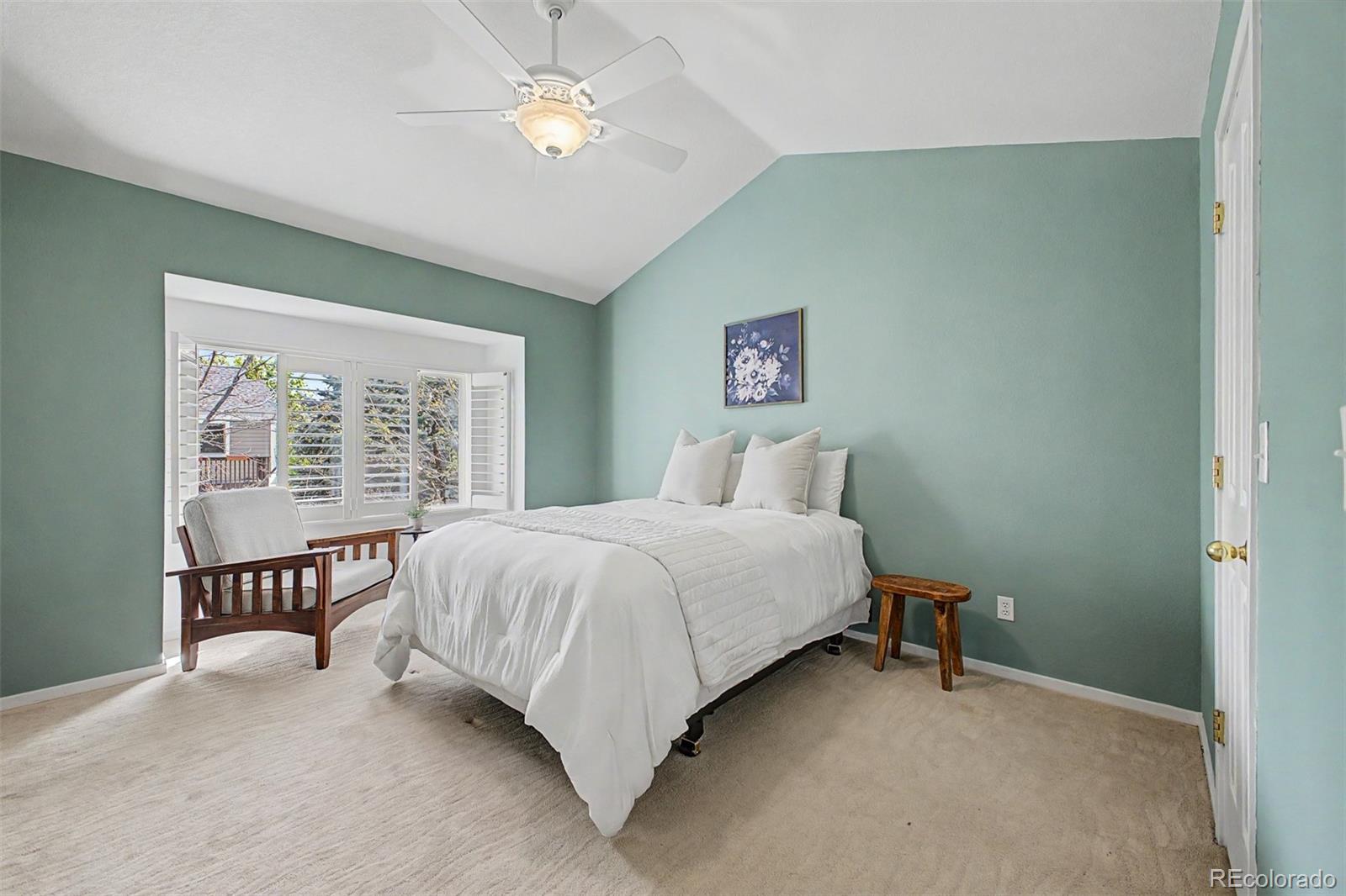 3851 Oakwood Drive