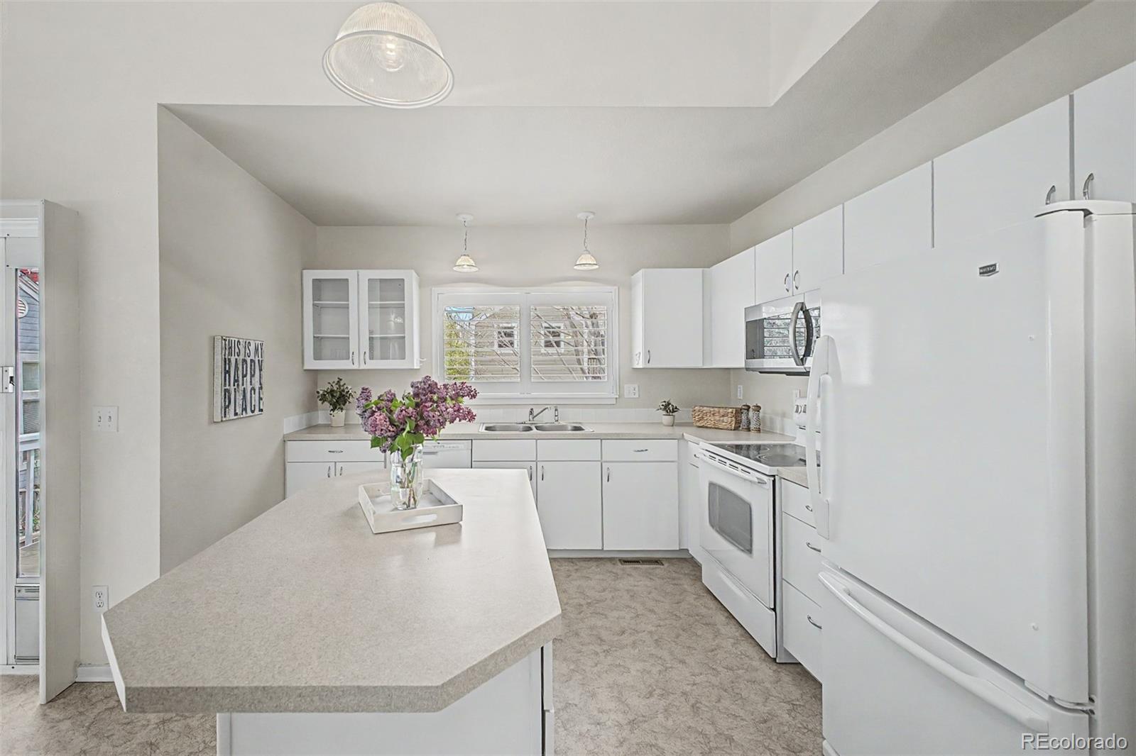3851 Oakwood Drive