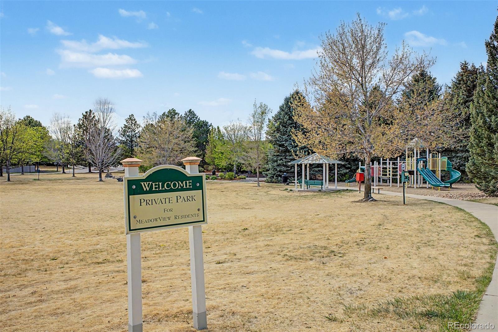 3851 Oakwood Drive