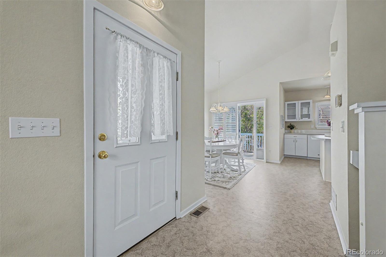 3851 Oakwood Drive
