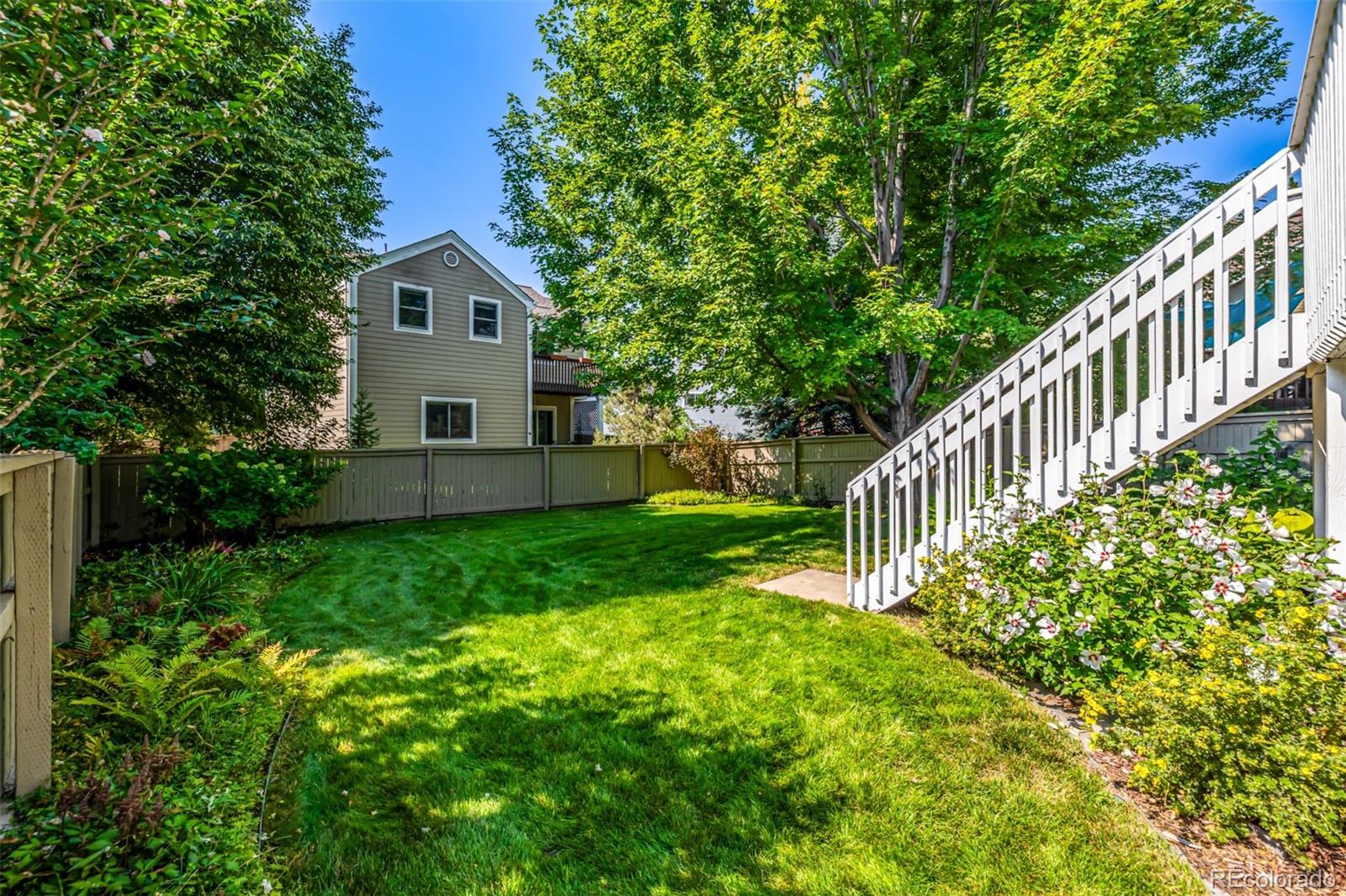 3851 Oakwood Drive