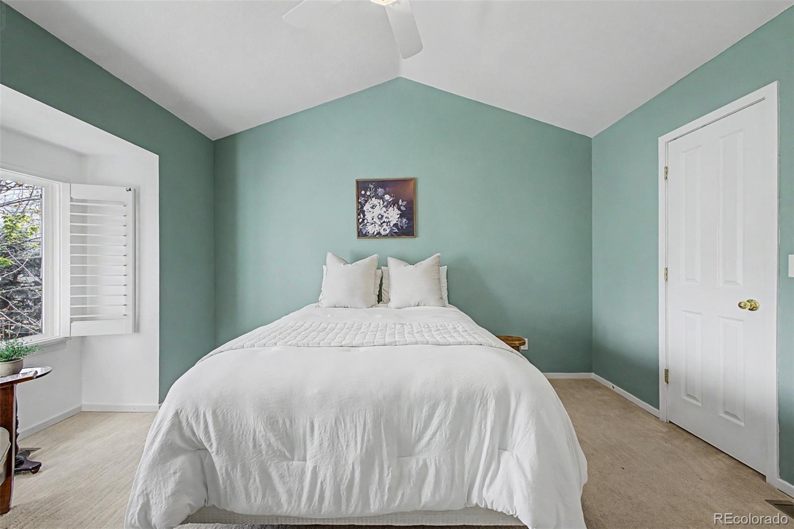 3851 Oakwood Drive