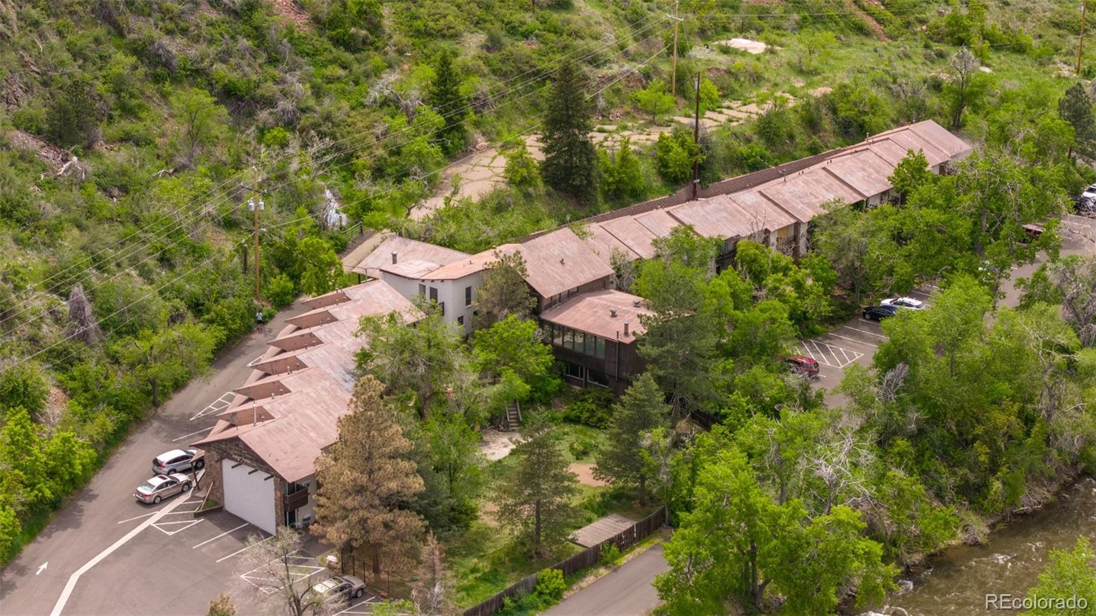 80 Clear Creek Lane Unit: 7