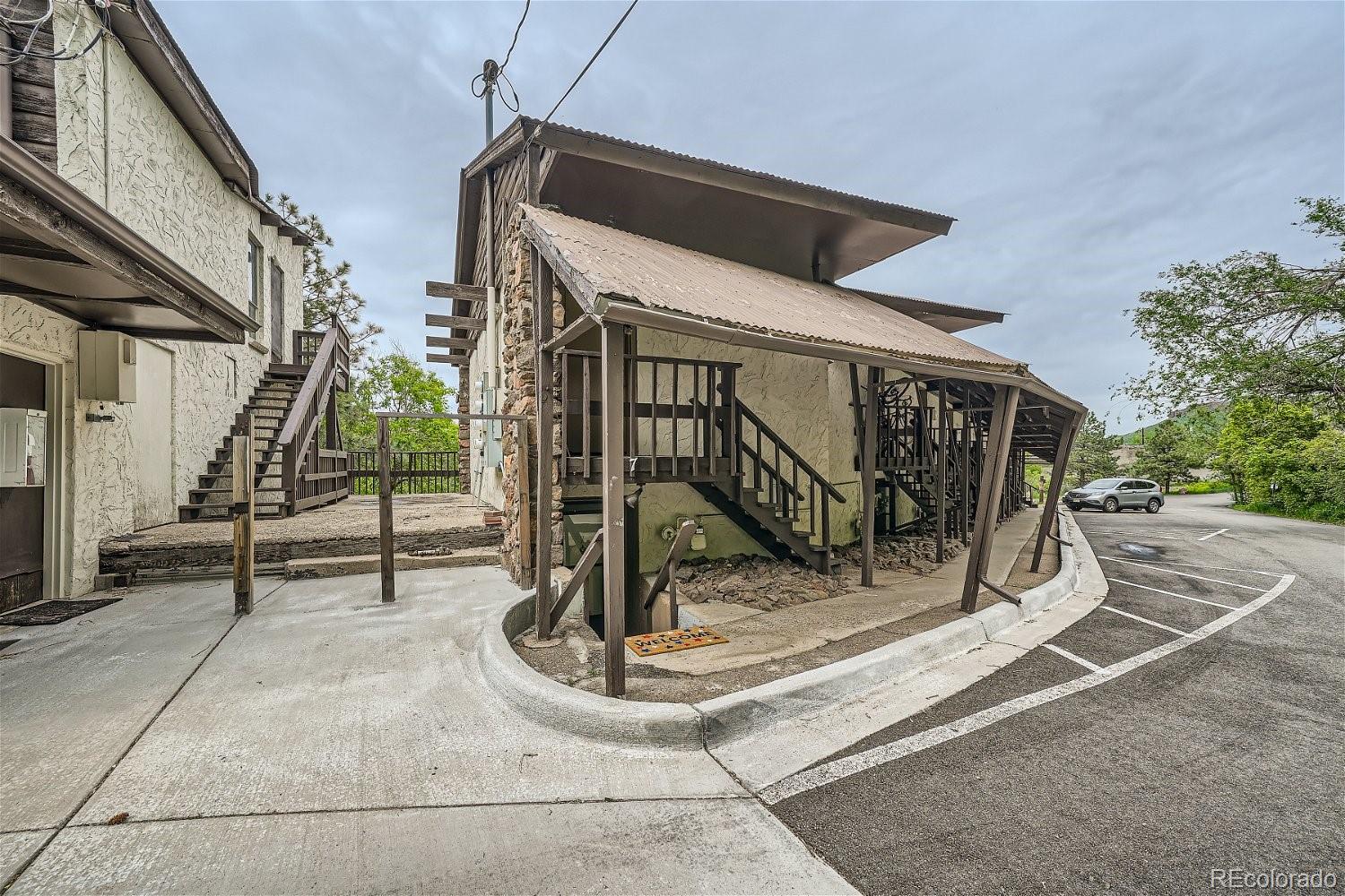 80 Clear Creek Lane Unit: 7