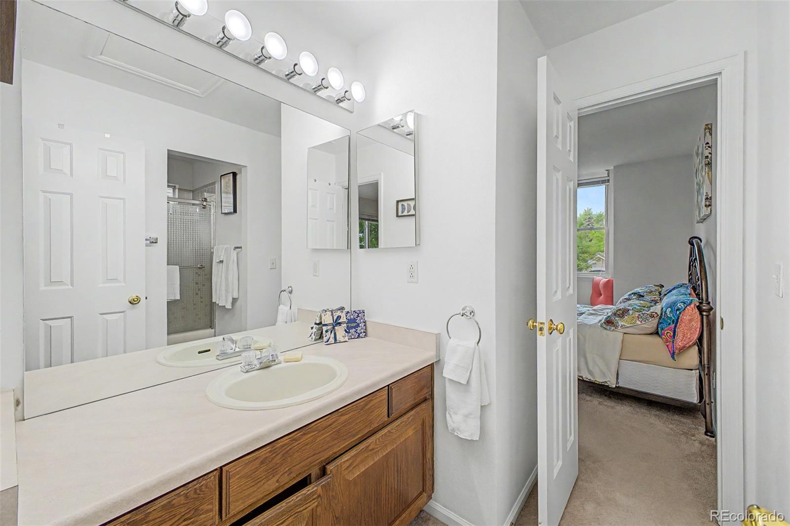 8043 W 78th Place