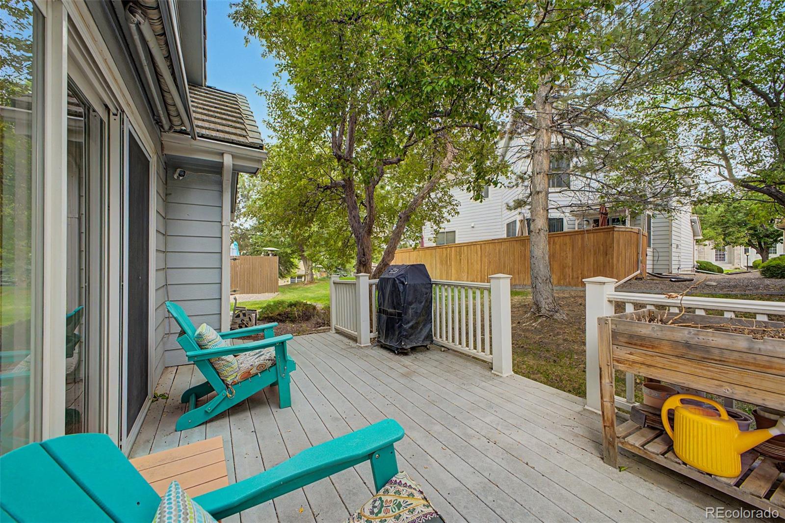 8043 W 78th Place