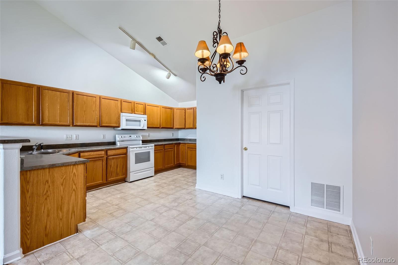 5151 29th Street Unit: 1906