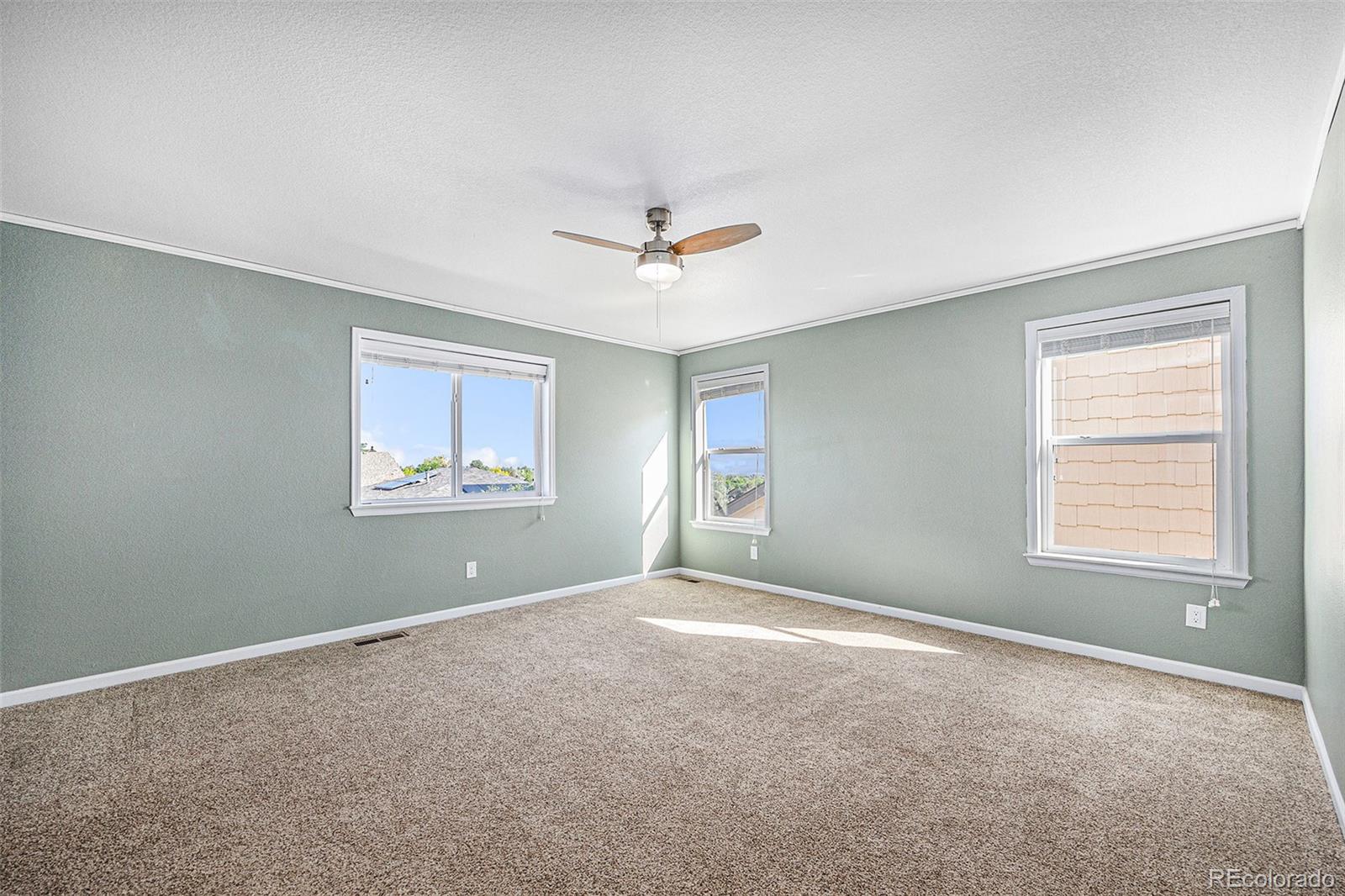 21383 E Smoky Hill Road