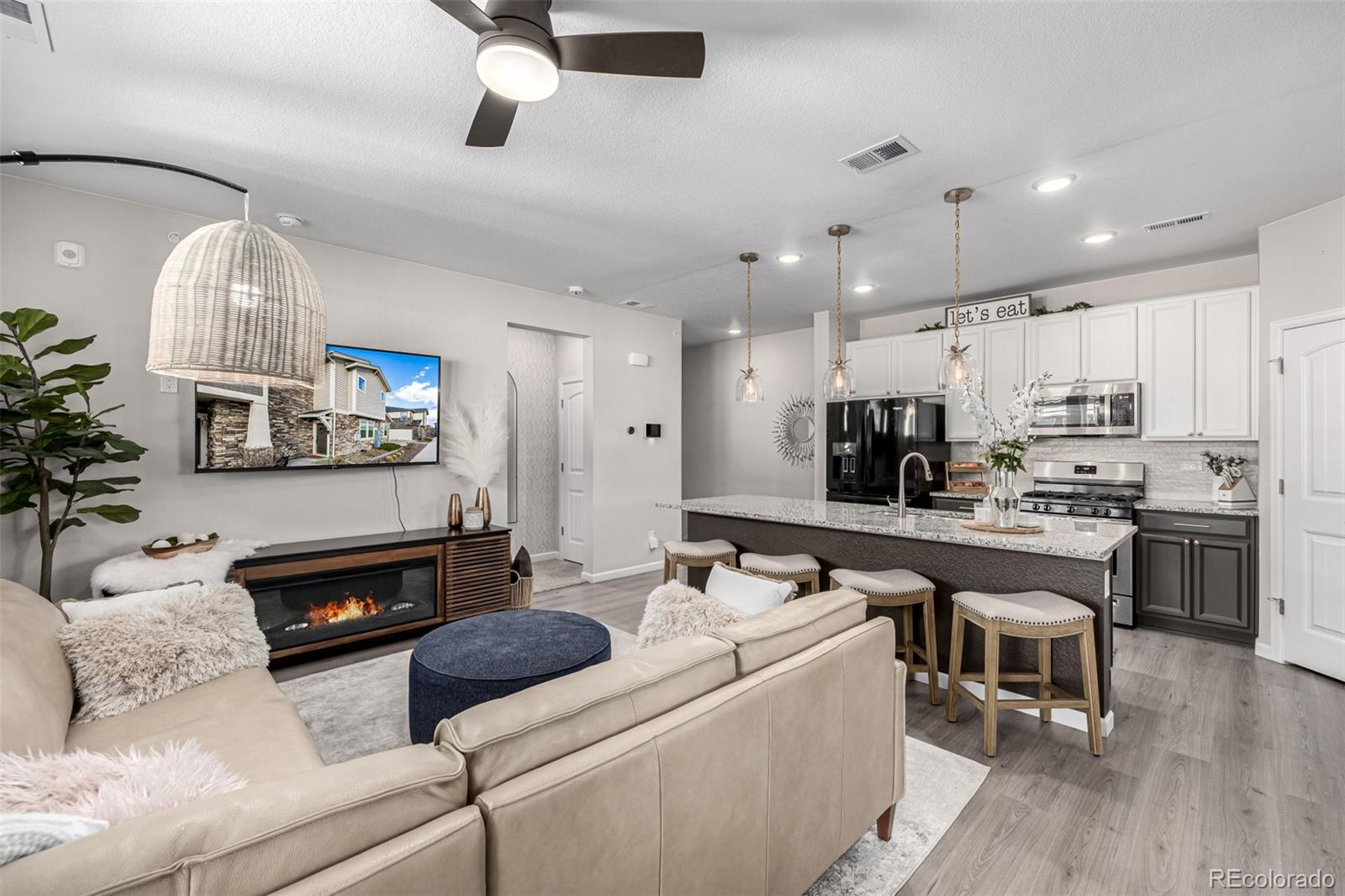 24806 E Calhoun Place Unit: C