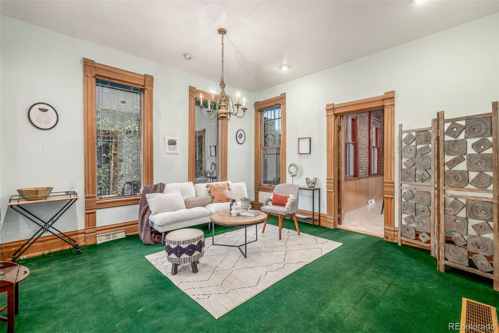 71 W Archer Place