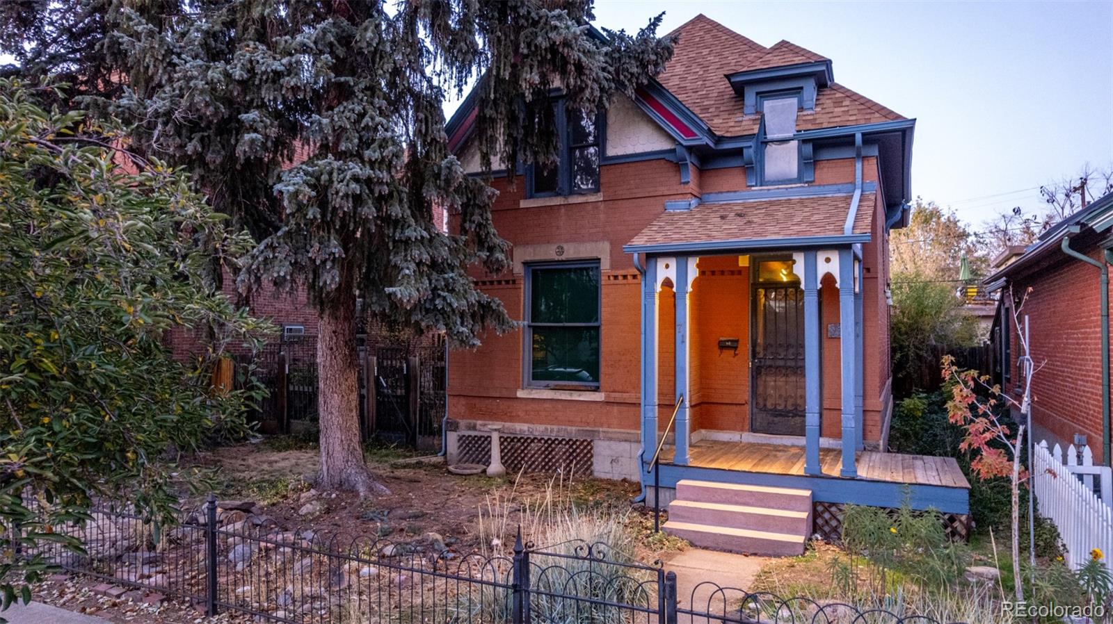 71 W Archer Place