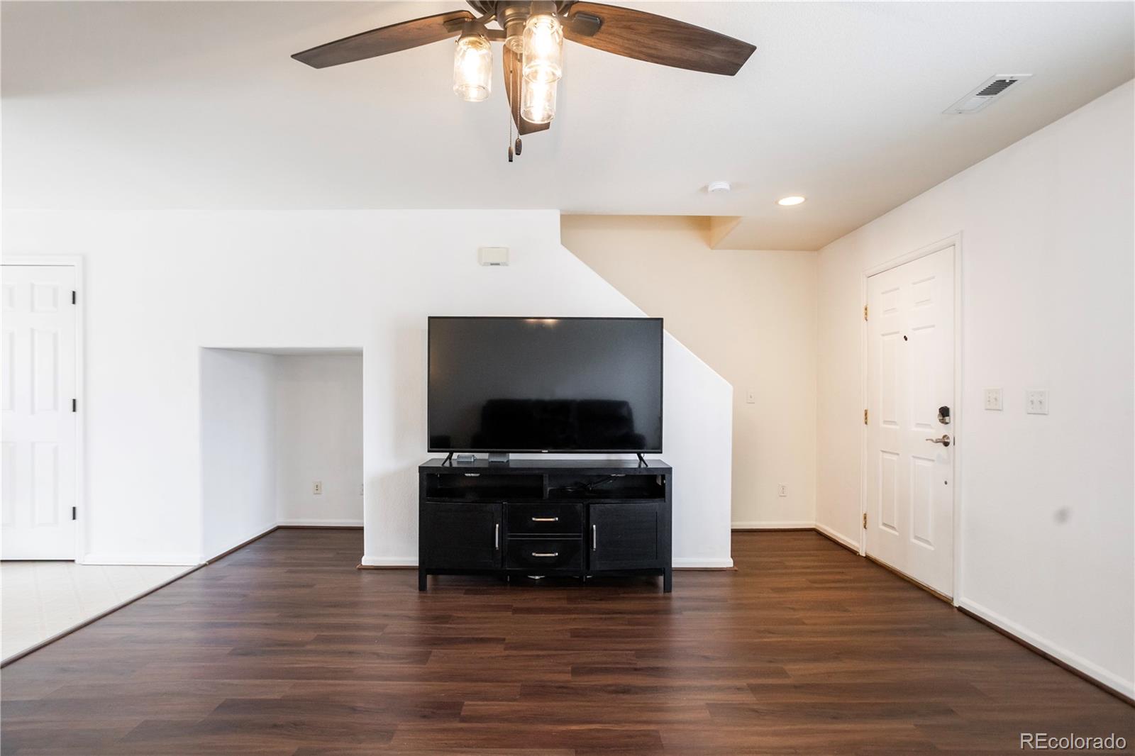 1404 Swan Avenue