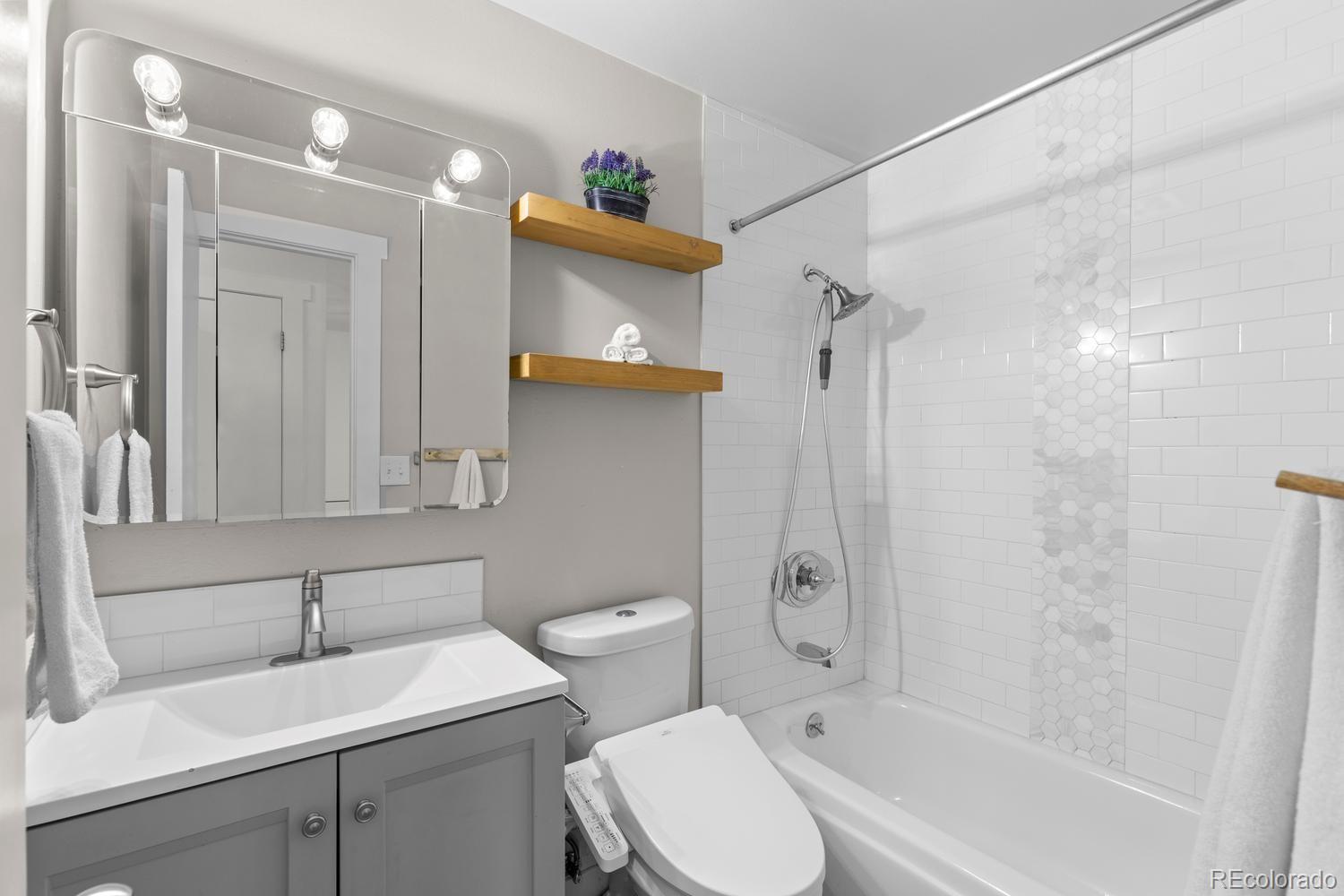12438 W 70th Place