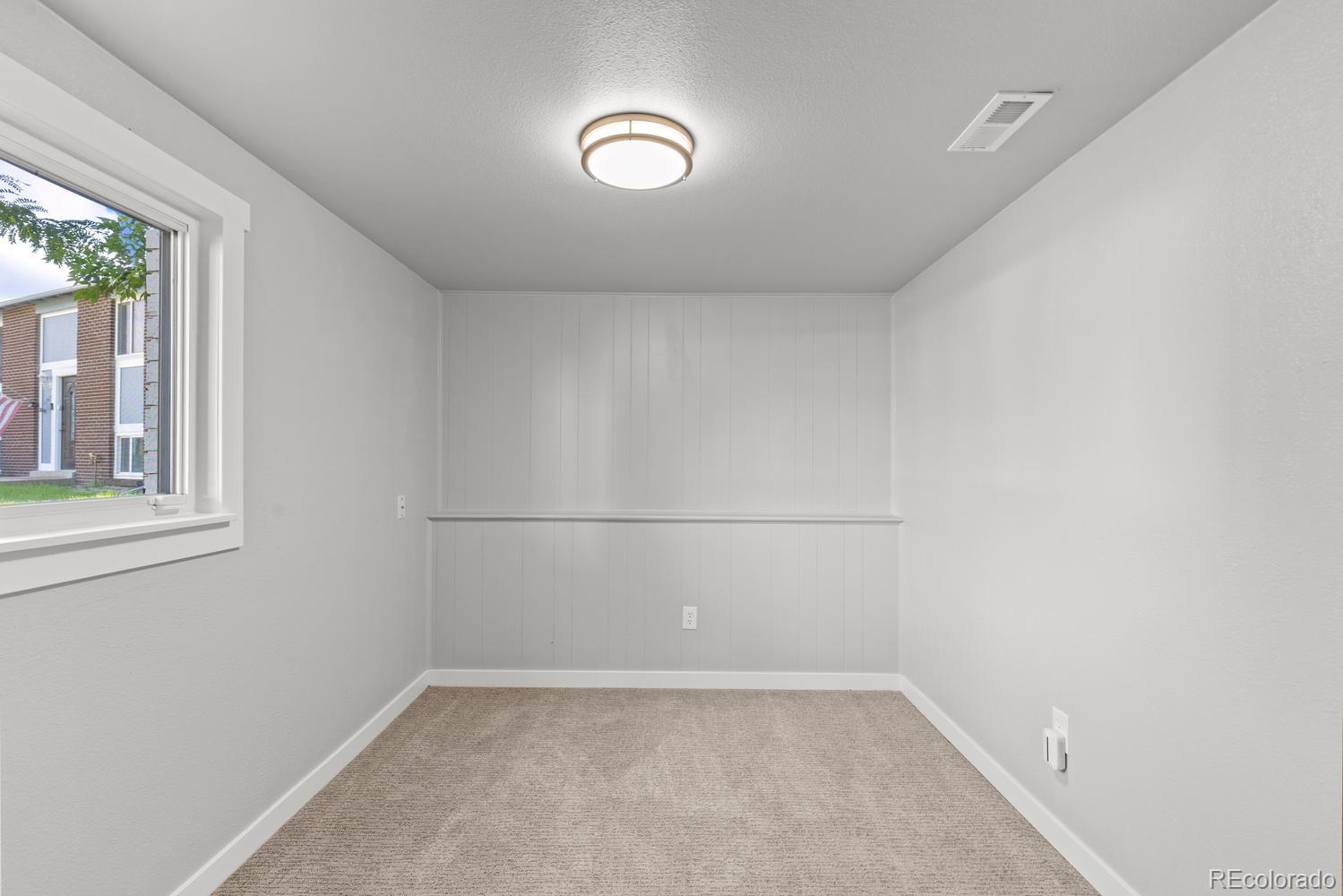 12438 W 70th Place