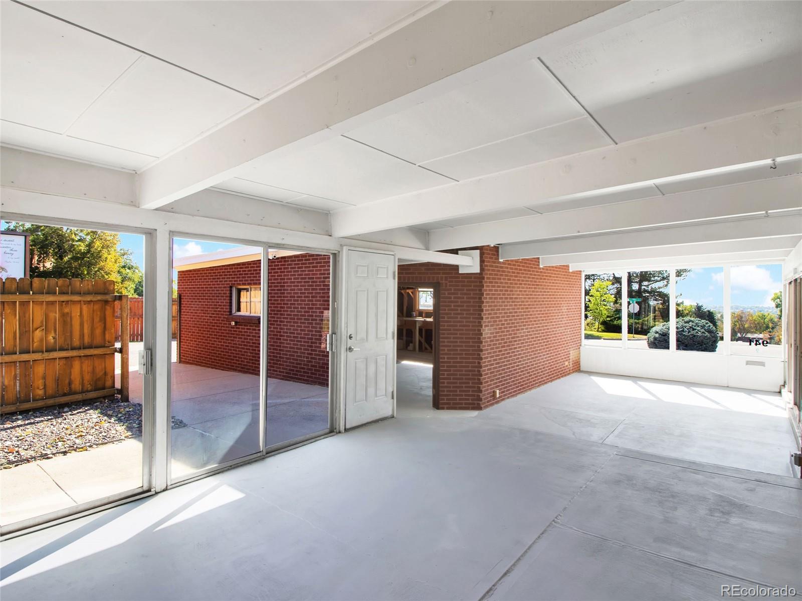 941 W 99th Avenue