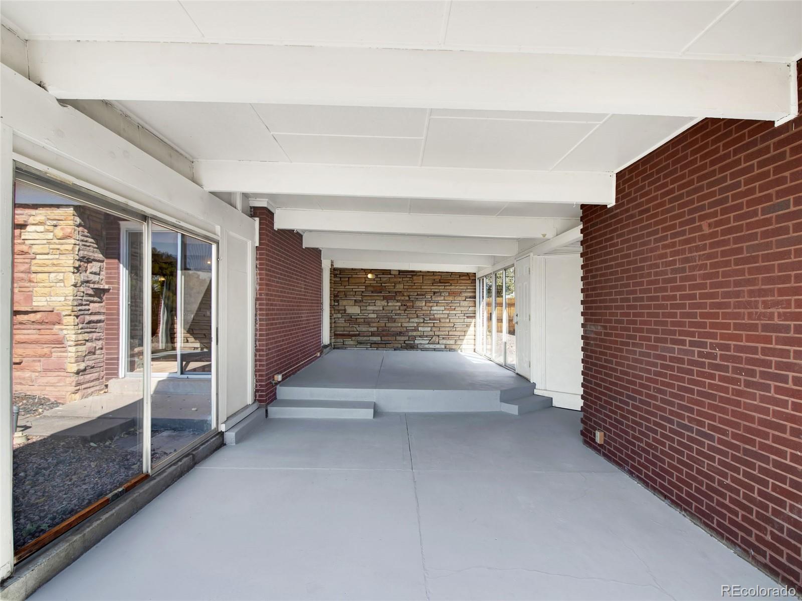 941 W 99th Avenue