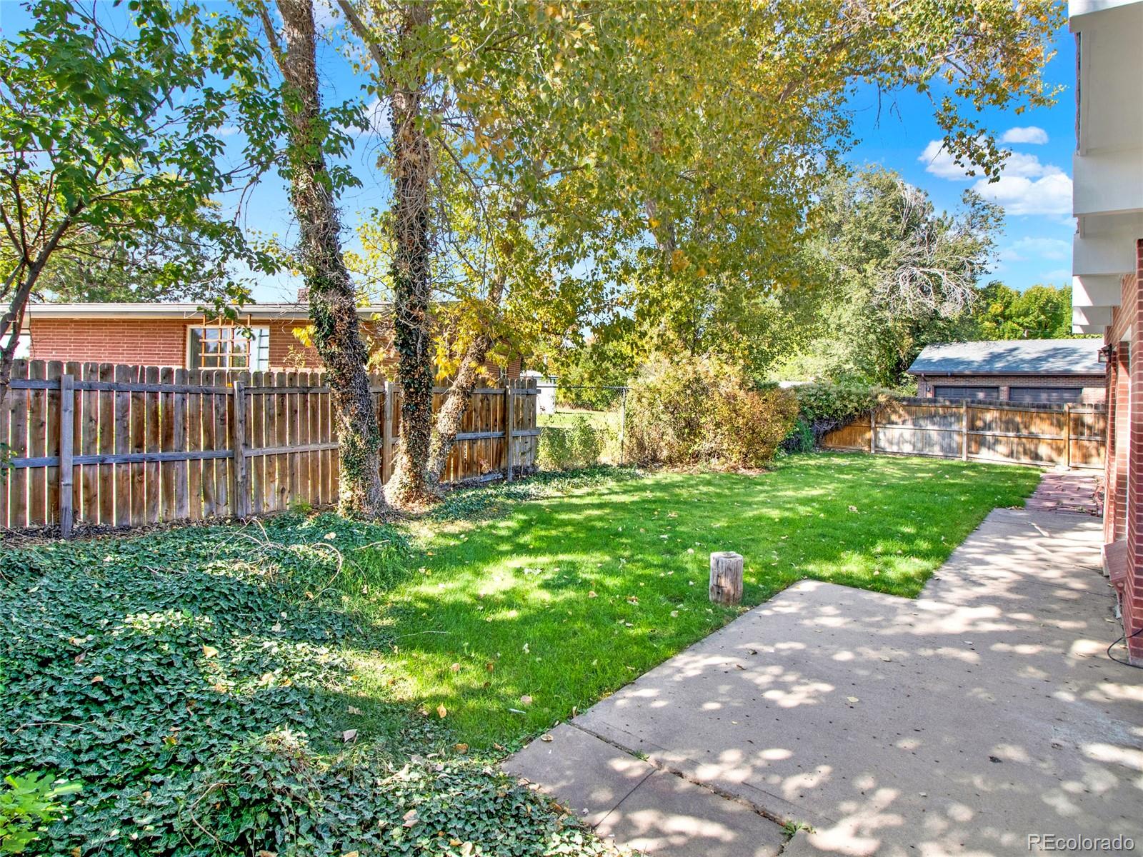 941 W 99th Avenue