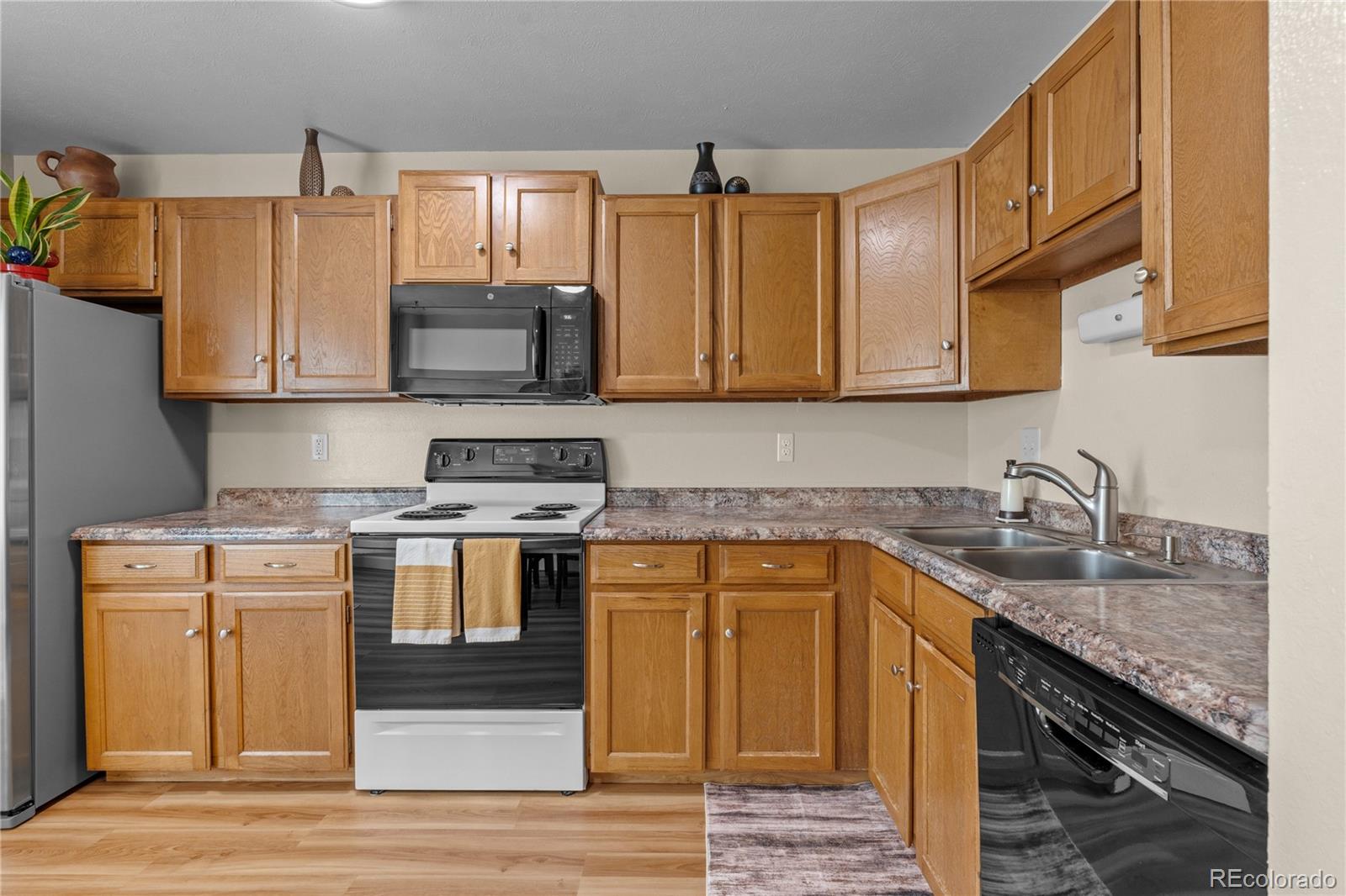 8979 Field Street Unit: 21