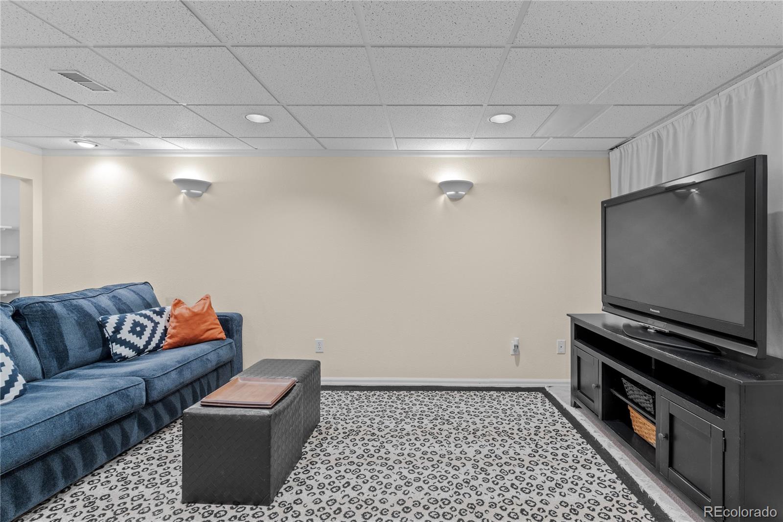 8979 Field Street Unit: 21