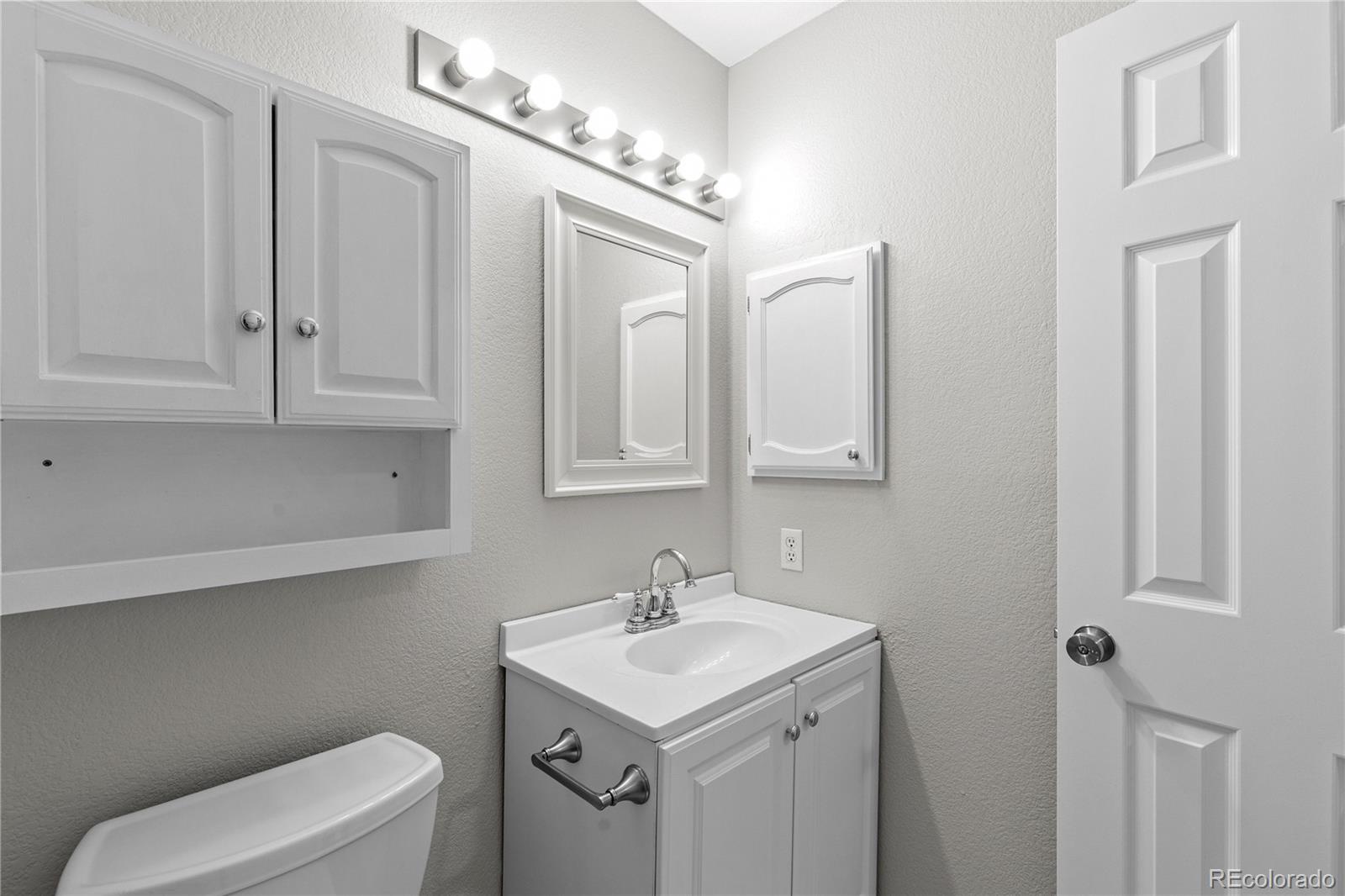 5306 W 100th Court