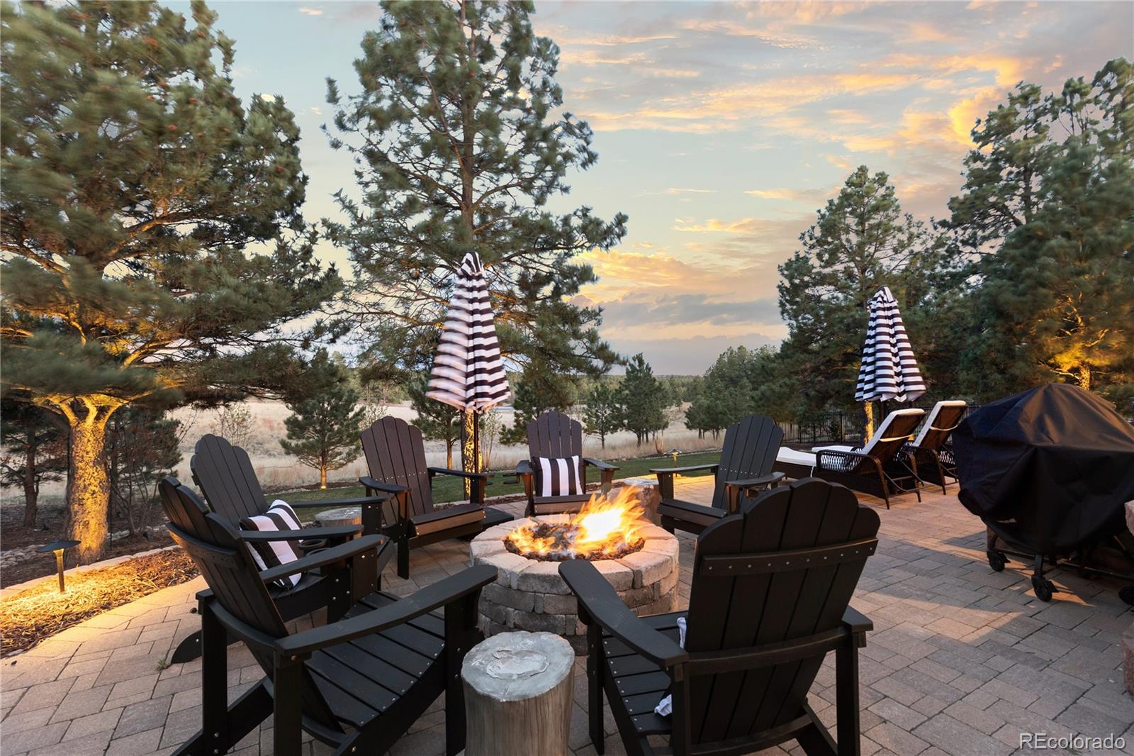 5648 Heritage Oak Drive