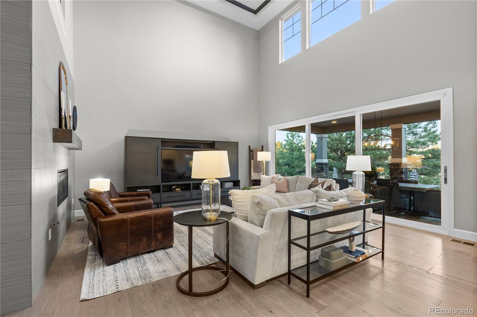 5648 Heritage Oak Drive
