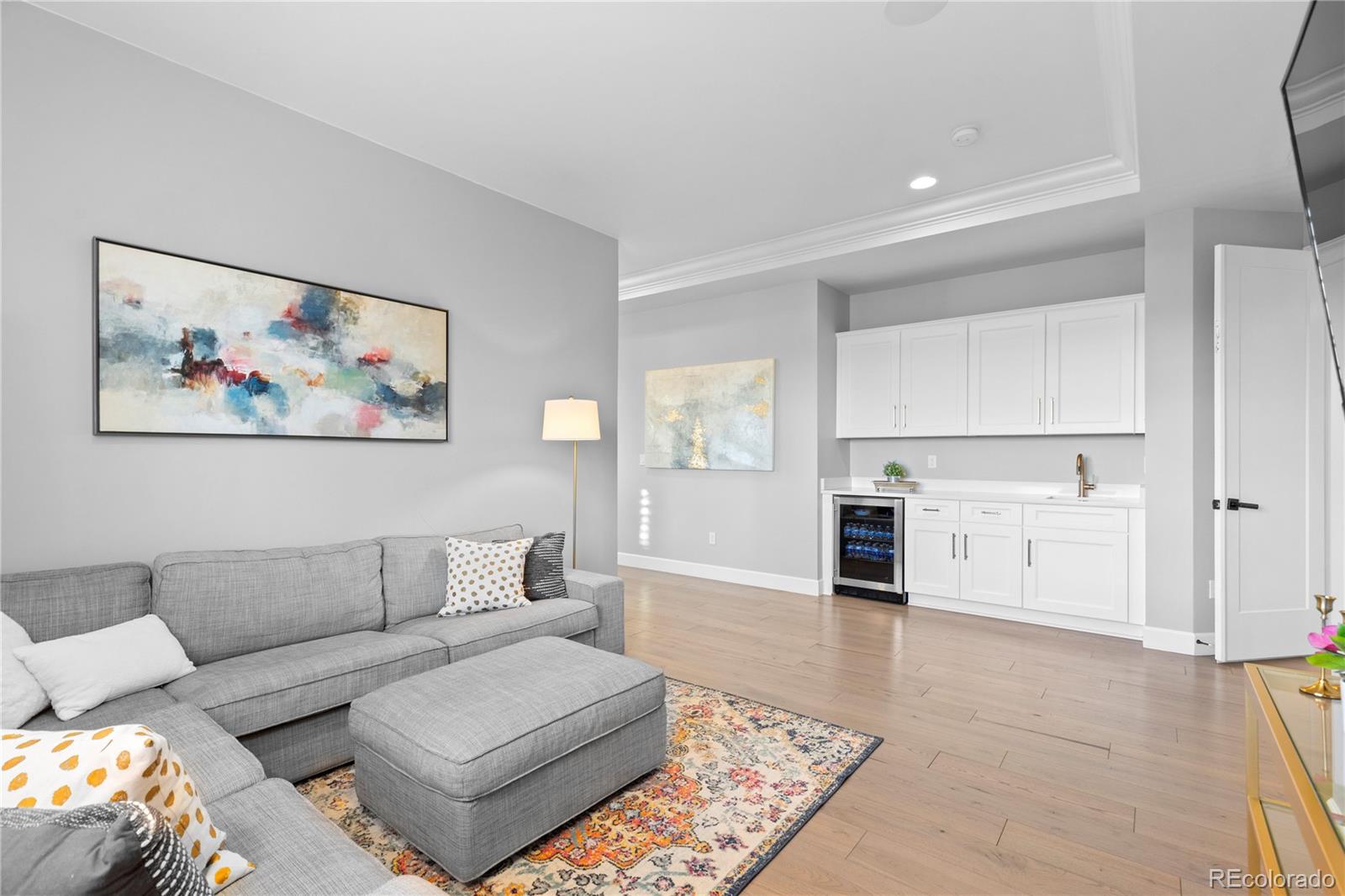 5648 Heritage Oak Drive