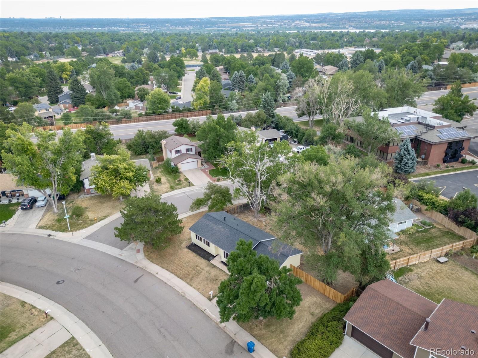 6924 W Hinsdale Drive