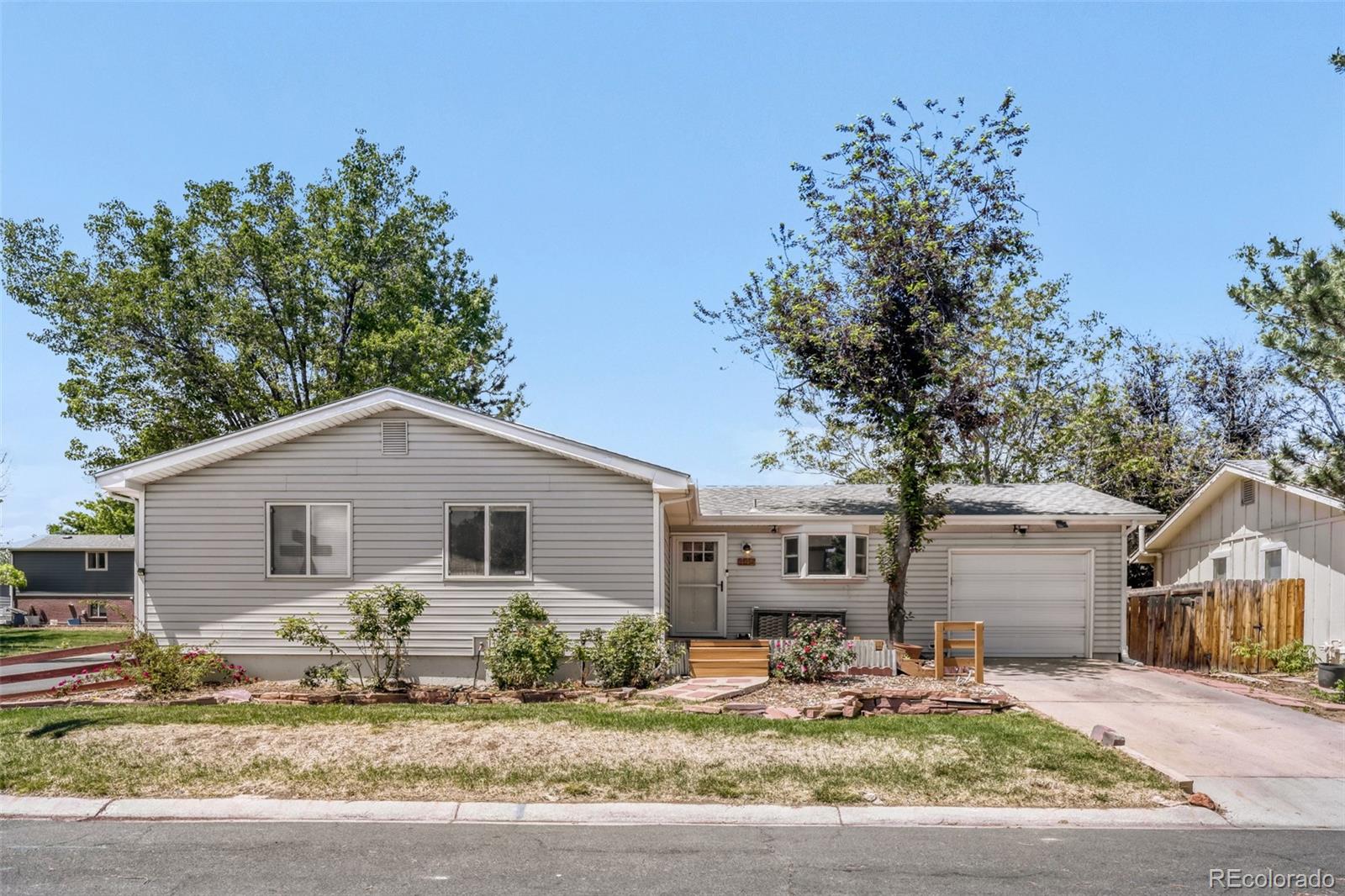445 Hickory Place