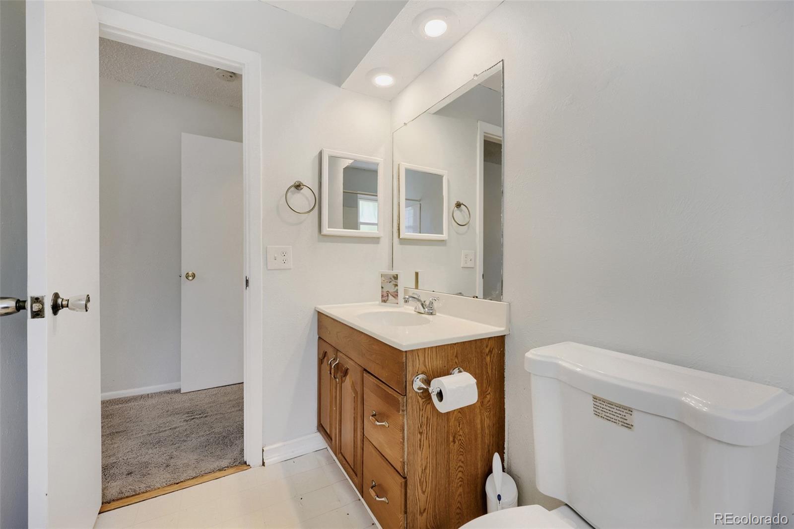 445 Hickory Place