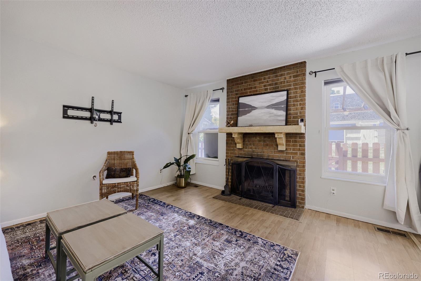 445 Hickory Place