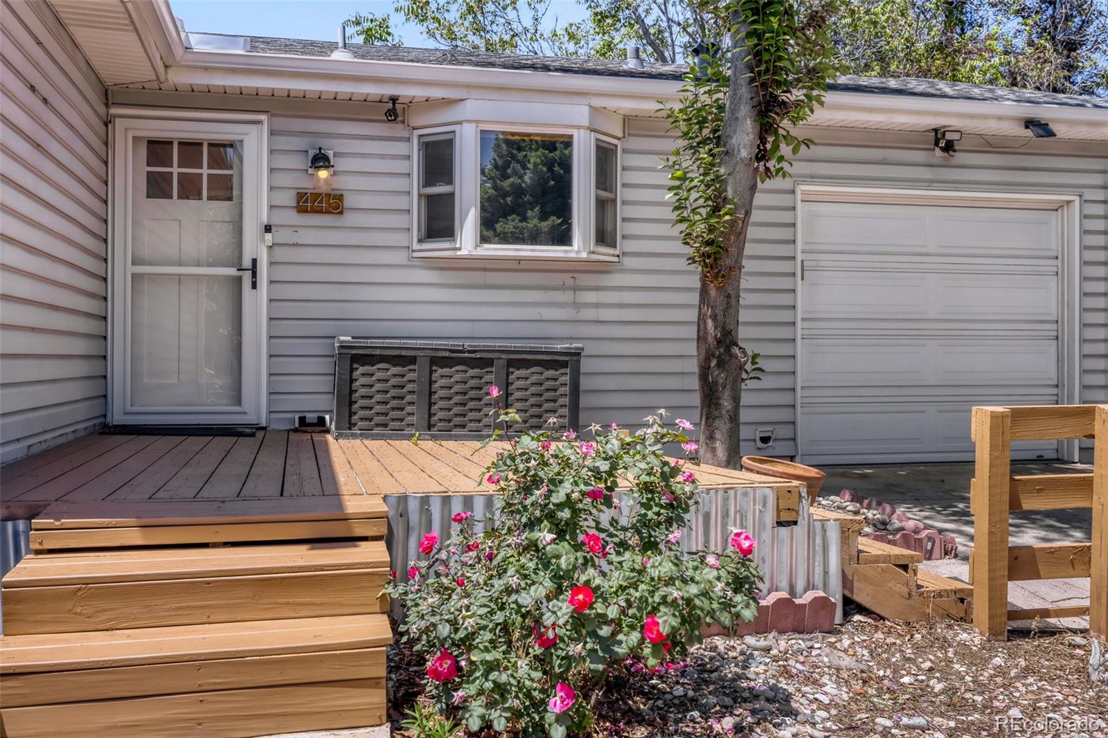 445 Hickory Place